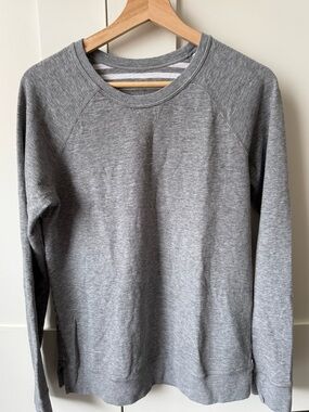 Lululemon Heathered Grey Pullover Crewneck Sweater - Size M/L (Approx)